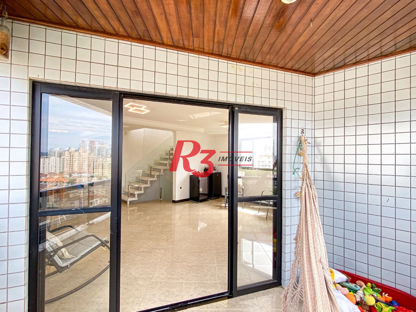 Cobertura Triplex com 3 dormitórios à venda, 300 m² por R$ 1.750.000 - Aparecida - Santos/SP