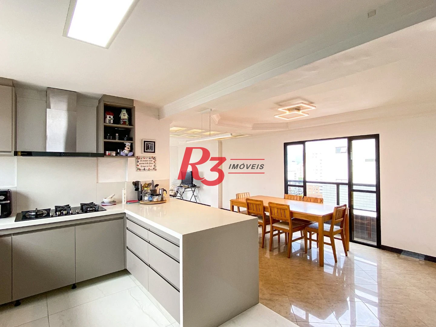 Cobertura Triplex com 3 dormitórios à venda, 300 m² por R$ 1.750.000 - Aparecida - Santos/SP