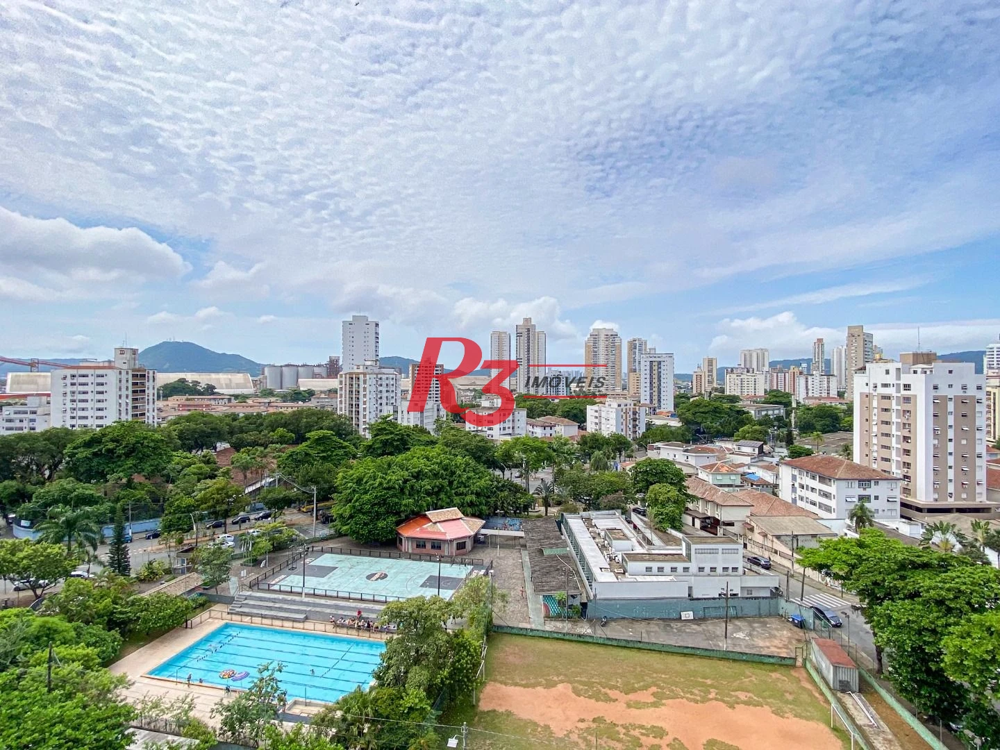 Cobertura Triplex com 3 dormitórios à venda, 300 m² por R$ 1.750.000 - Aparecida - Santos/SP