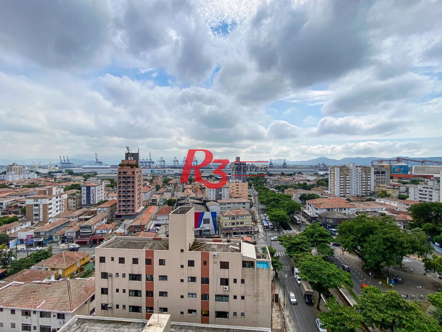 Cobertura Triplex com 3 dormitórios à venda, 300 m² por R$ 1.750.000 - Aparecida - Santos/SP