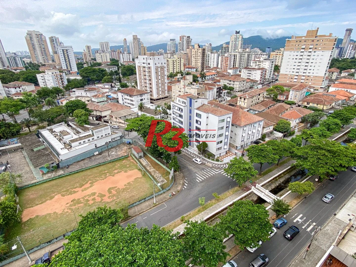Cobertura Triplex com 3 dormitórios à venda, 300 m² por R$ 1.750.000 - Aparecida - Santos/SP