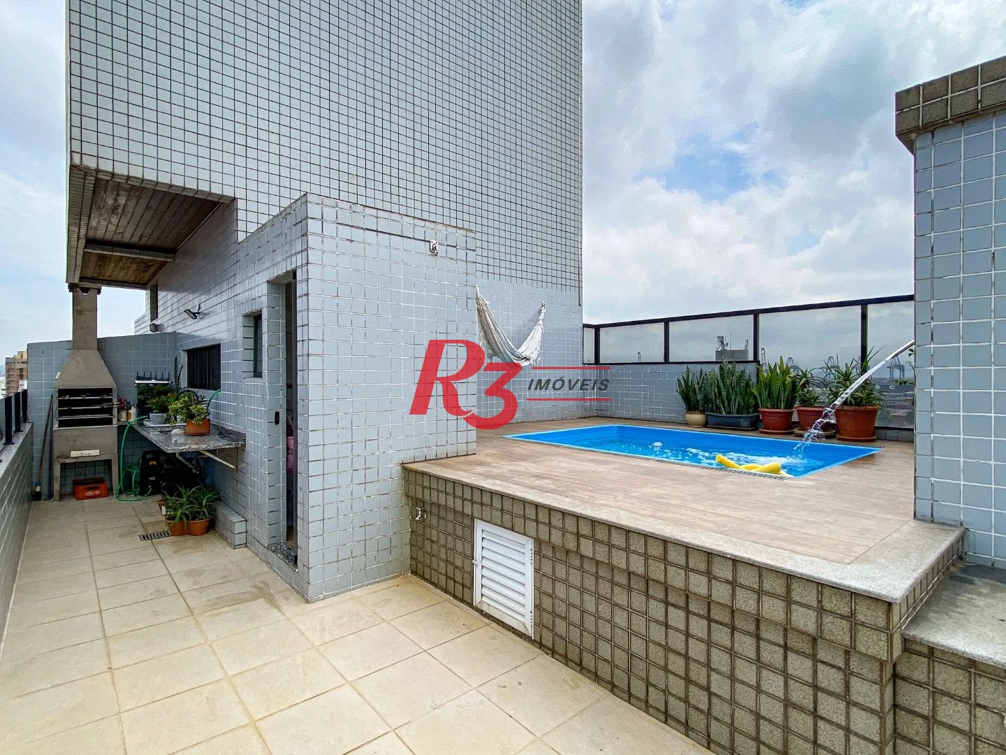 Cobertura Triplex com 3 dormitórios à venda, 300 m² por R$ 1.750.000 - Aparecida - Santos/SP