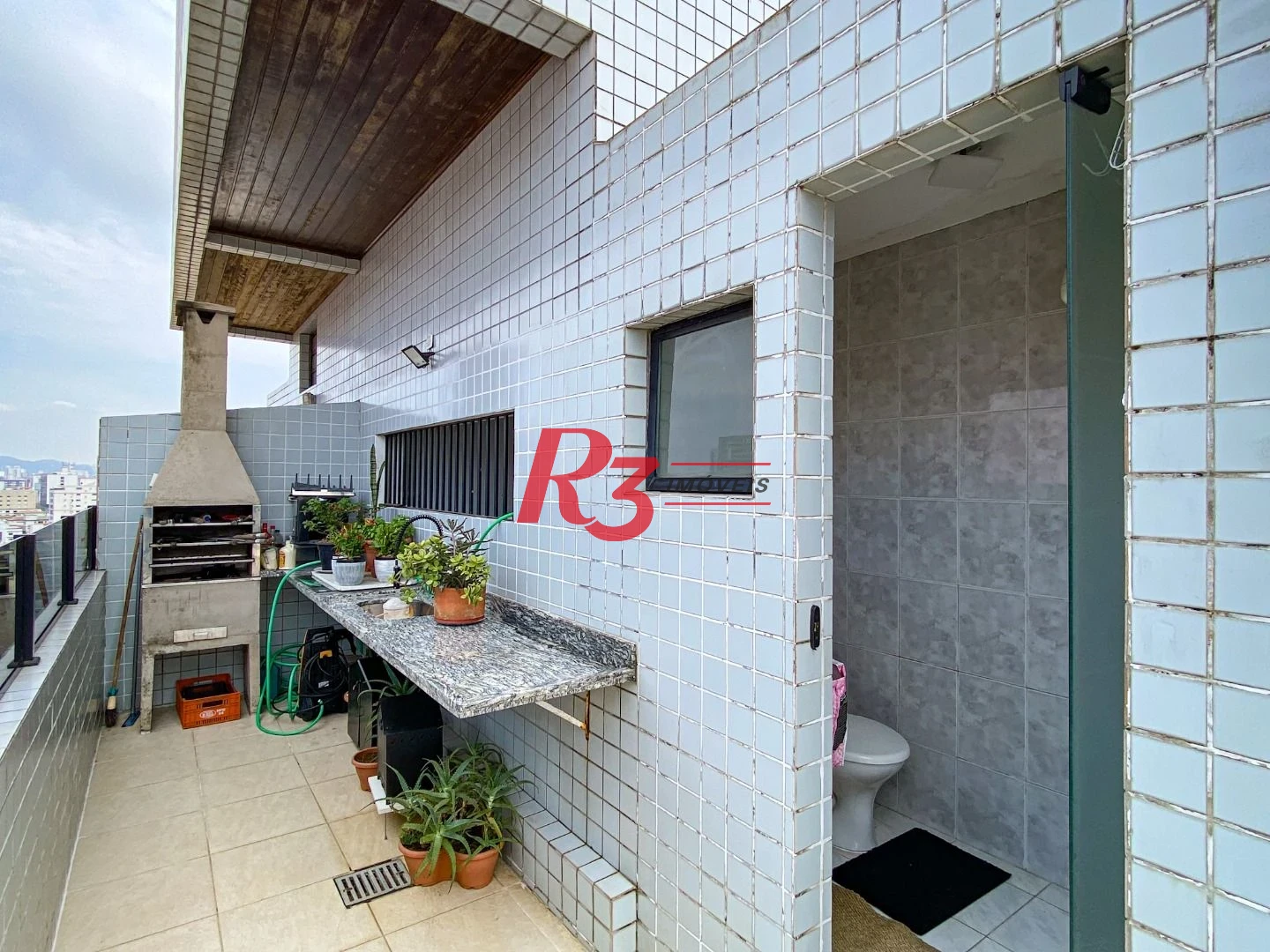 Cobertura Triplex com 3 dormitórios à venda, 300 m² por R$ 1.750.000 - Aparecida - Santos/SP