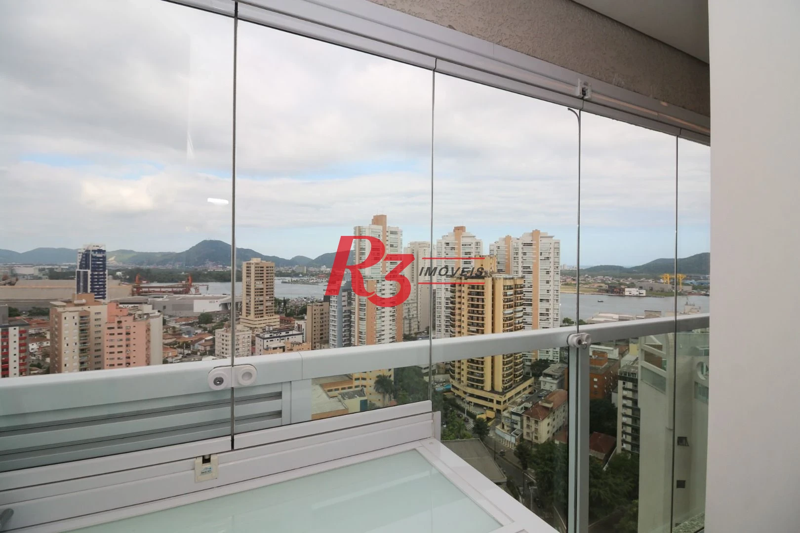 Apartamento à venda, 51 m² por R$ 740.000,00 - Ponta da Praia - Santos/SP