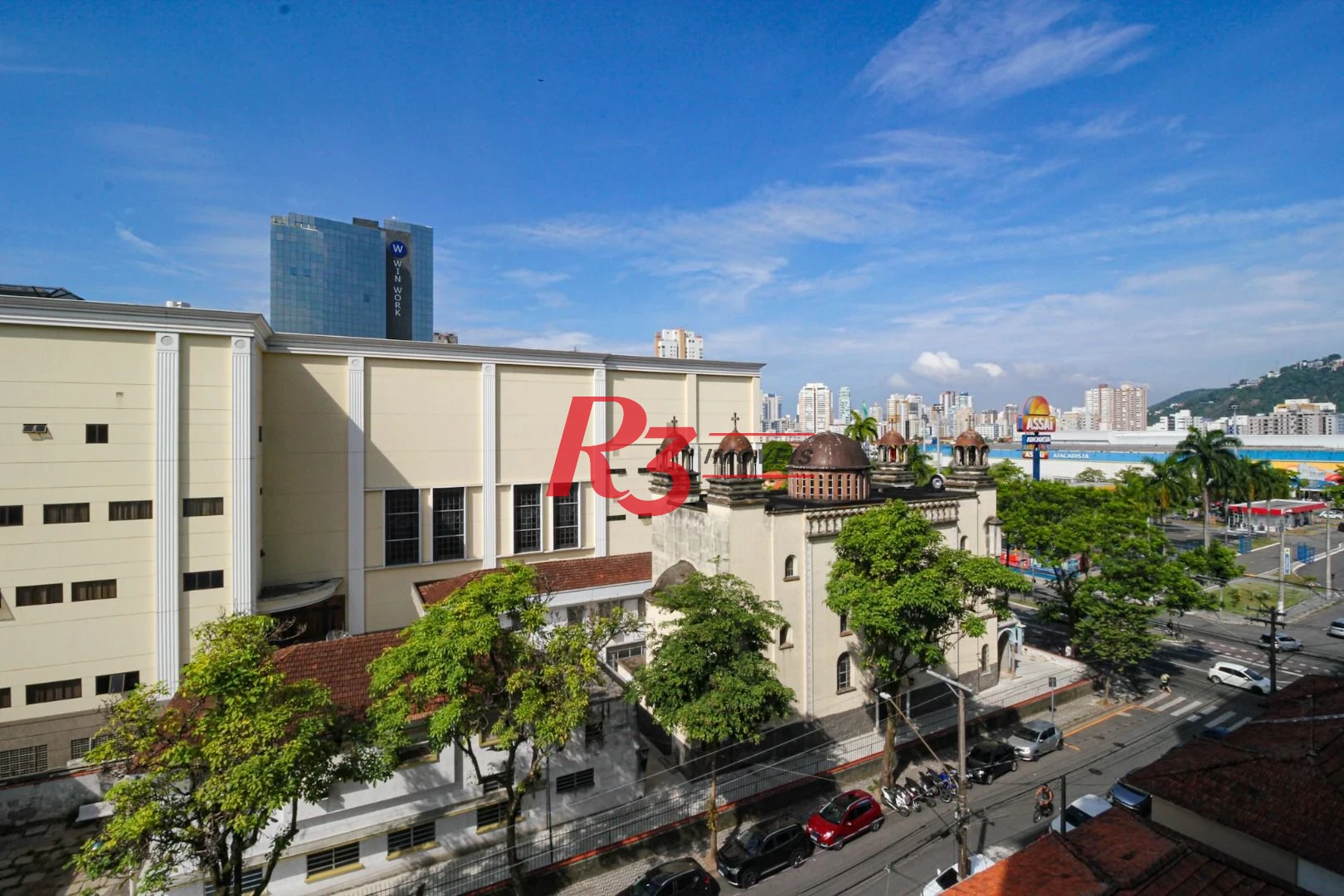 Conjunto para alugar, 70 m² por R$ 3.850,02/mês - Gonzaga - Santos/SP