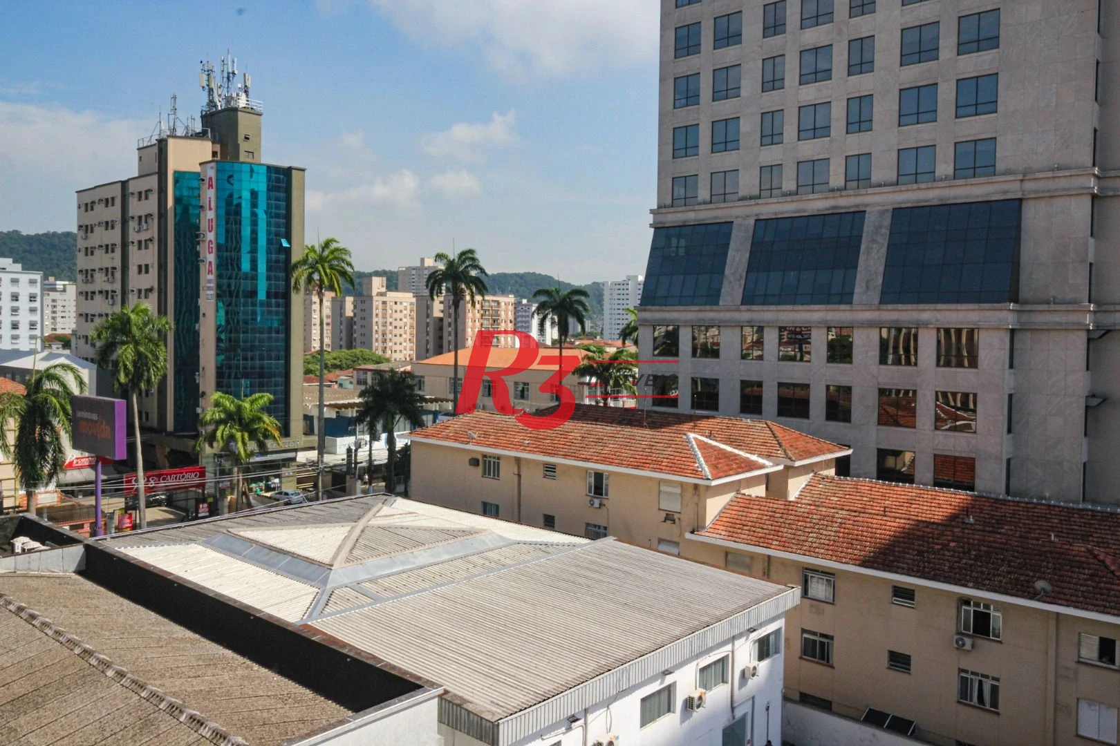Conjunto para alugar, 70 m² por R$ 3.850,02/mês - Gonzaga - Santos/SP