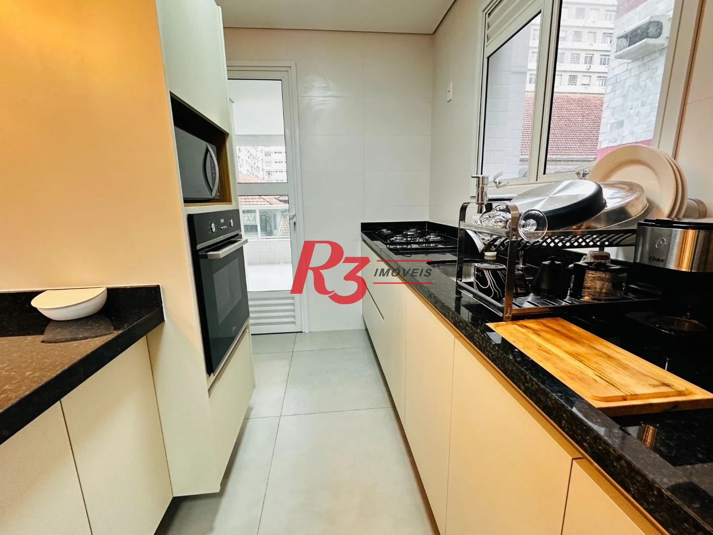 Apartamento à venda, 85 m² por R$ 1.650.000,00 - Embaré - Santos/SP