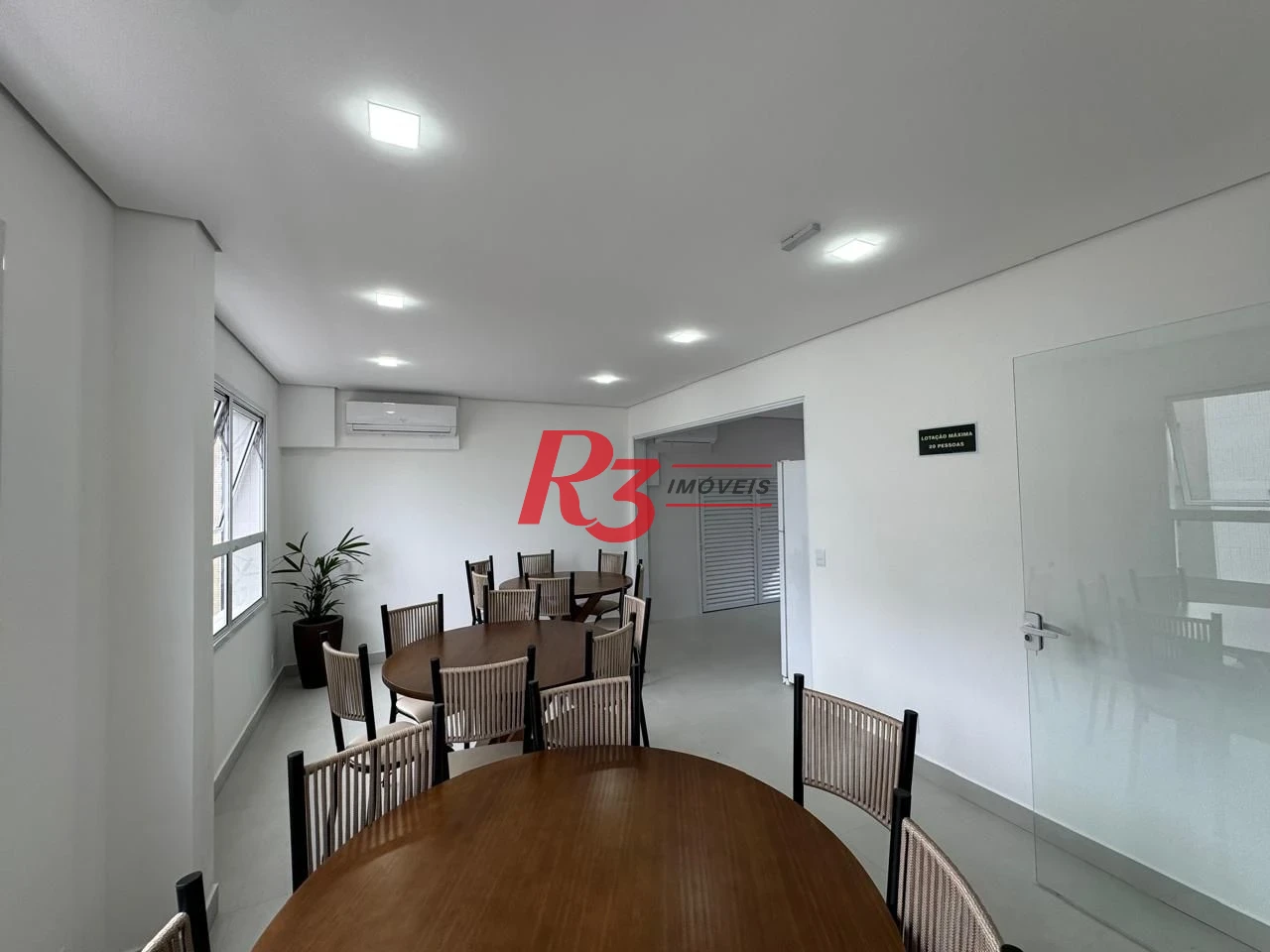 Apartamento com 2 dormitórios à venda, 85 m² por R$ 1.800.000,00 - Embaré - Santos/SP