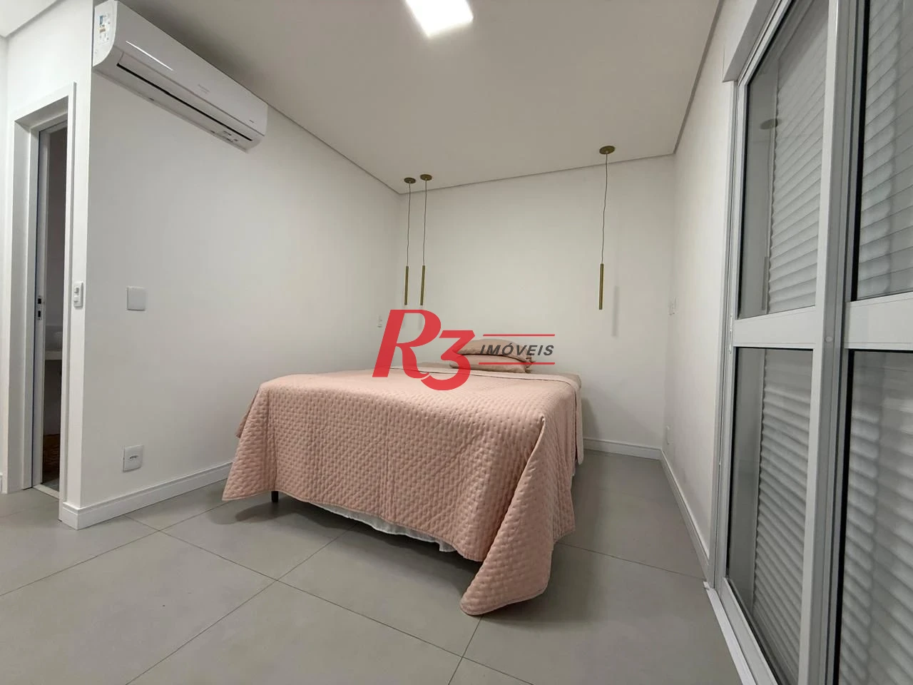 Apartamento com 2 dormitórios à venda, 85 m² por R$ 1.800.000,00 - Embaré - Santos/SP