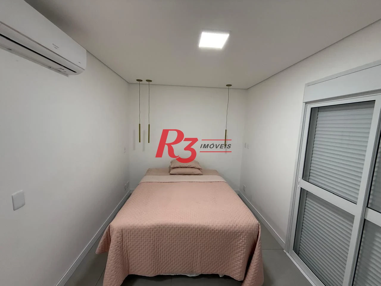 Apartamento com 2 dormitórios à venda, 85 m² por R$ 1.800.000,00 - Embaré - Santos/SP