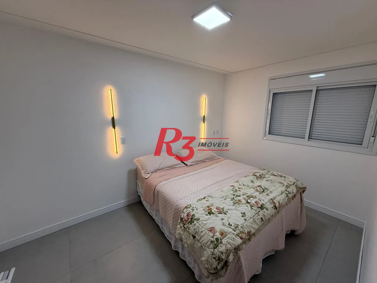 Apartamento com 2 dormitórios à venda, 85 m² por R$ 1.800.000,00 - Embaré - Santos/SP