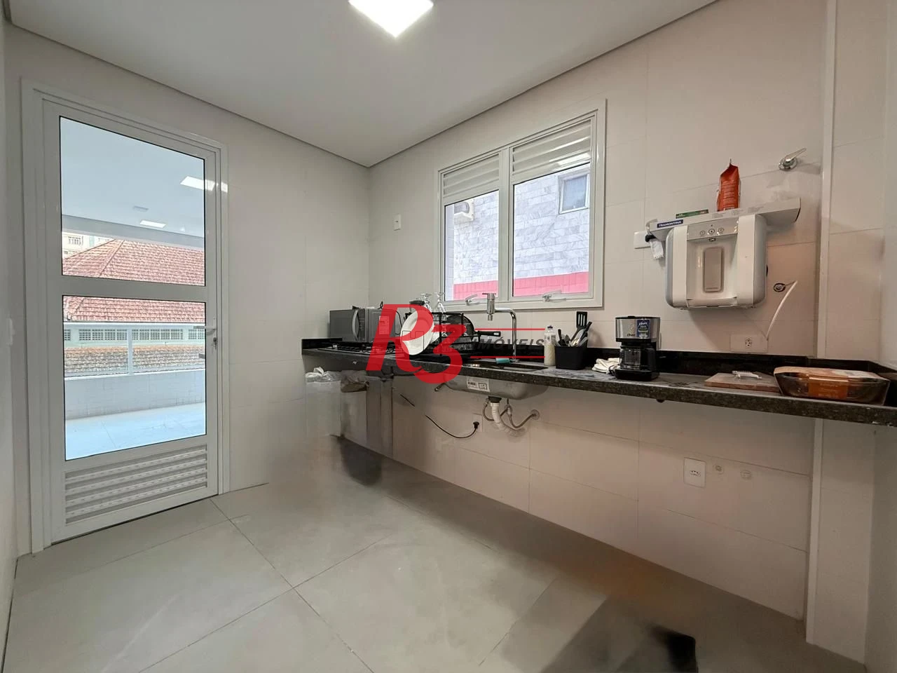 Apartamento com 2 dormitórios à venda, 85 m² por R$ 1.800.000,00 - Embaré - Santos/SP