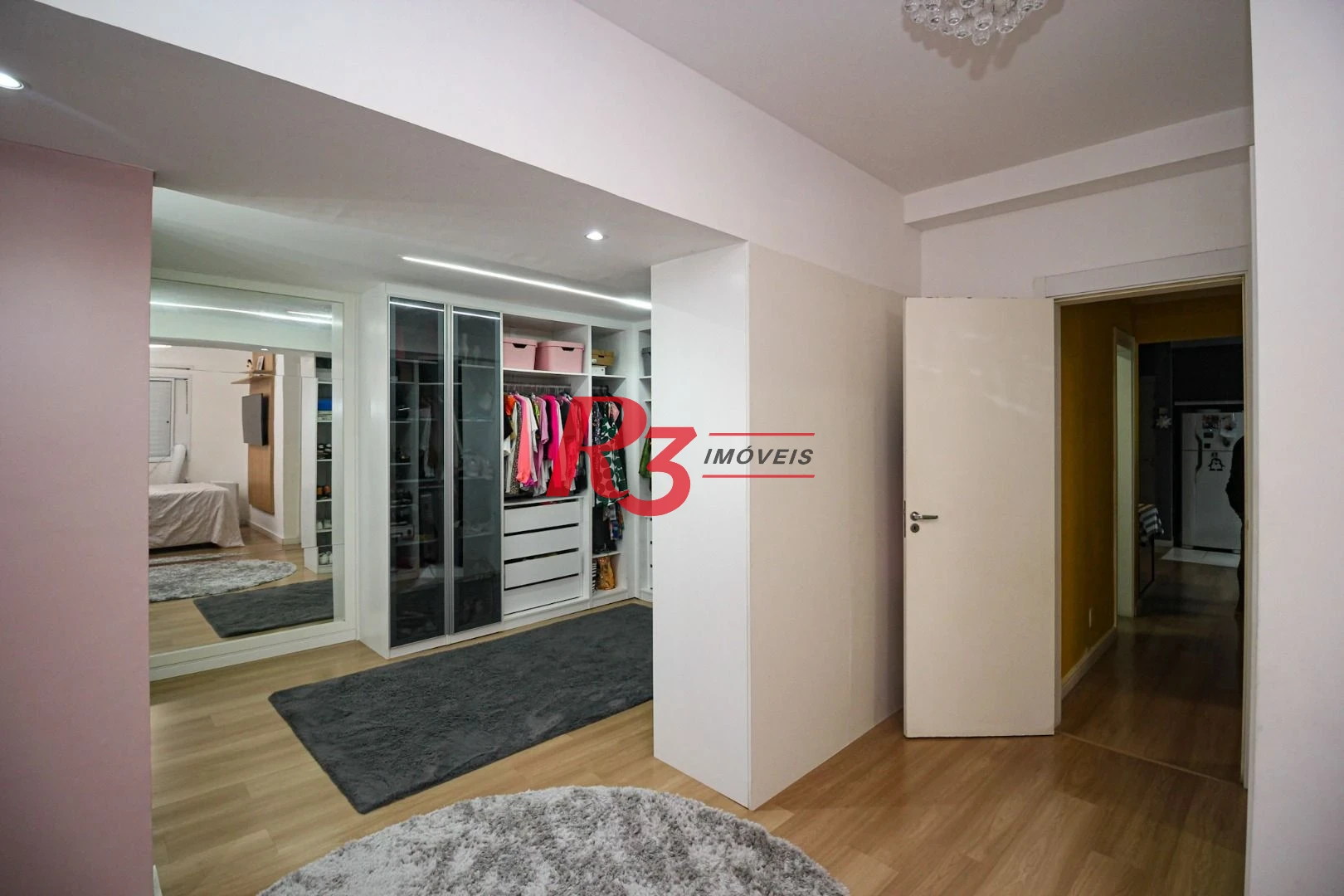 Apartamento com 2 quartos à venda, 63 m² por R$ 700.000 - Marapé - Santos/SP