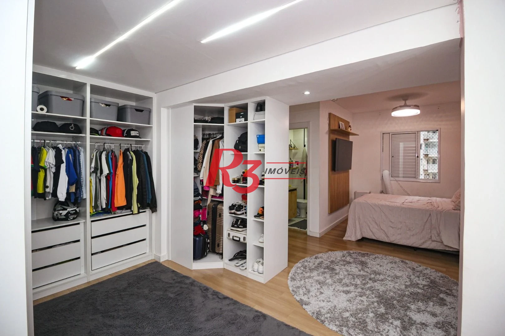 Apartamento com 2 quartos à venda, 63 m² por R$ 700.000 - Marapé - Santos/SP