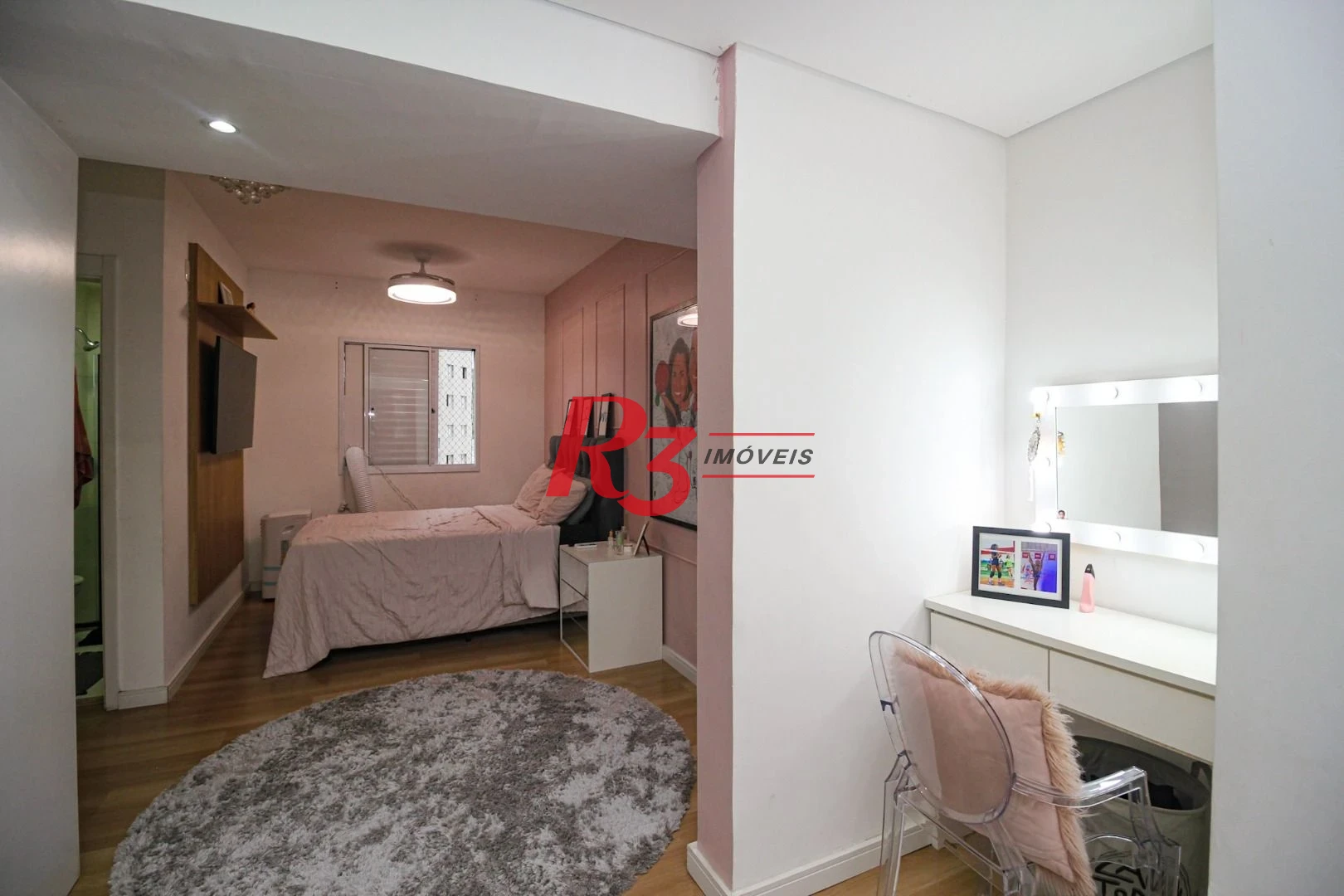 Apartamento com 2 quartos à venda, 63 m² por R$ 700.000 - Marapé - Santos/SP