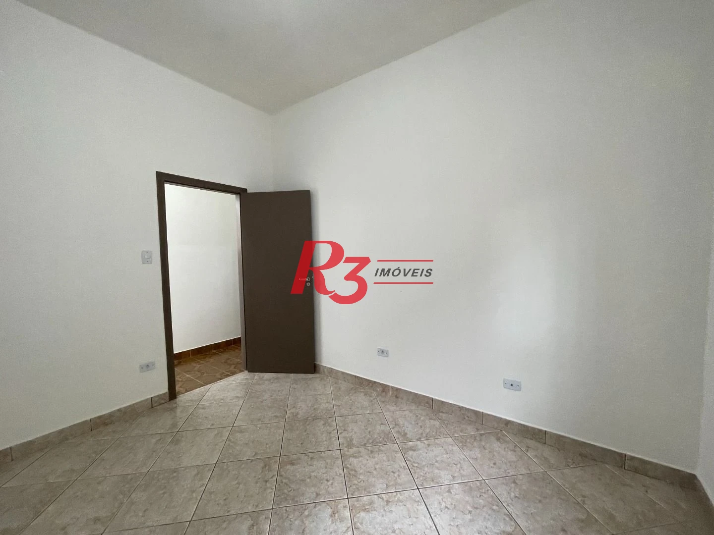 Casa à venda, 240 m² por R$ 793.000,00 - P. Praia - Santos/SP
