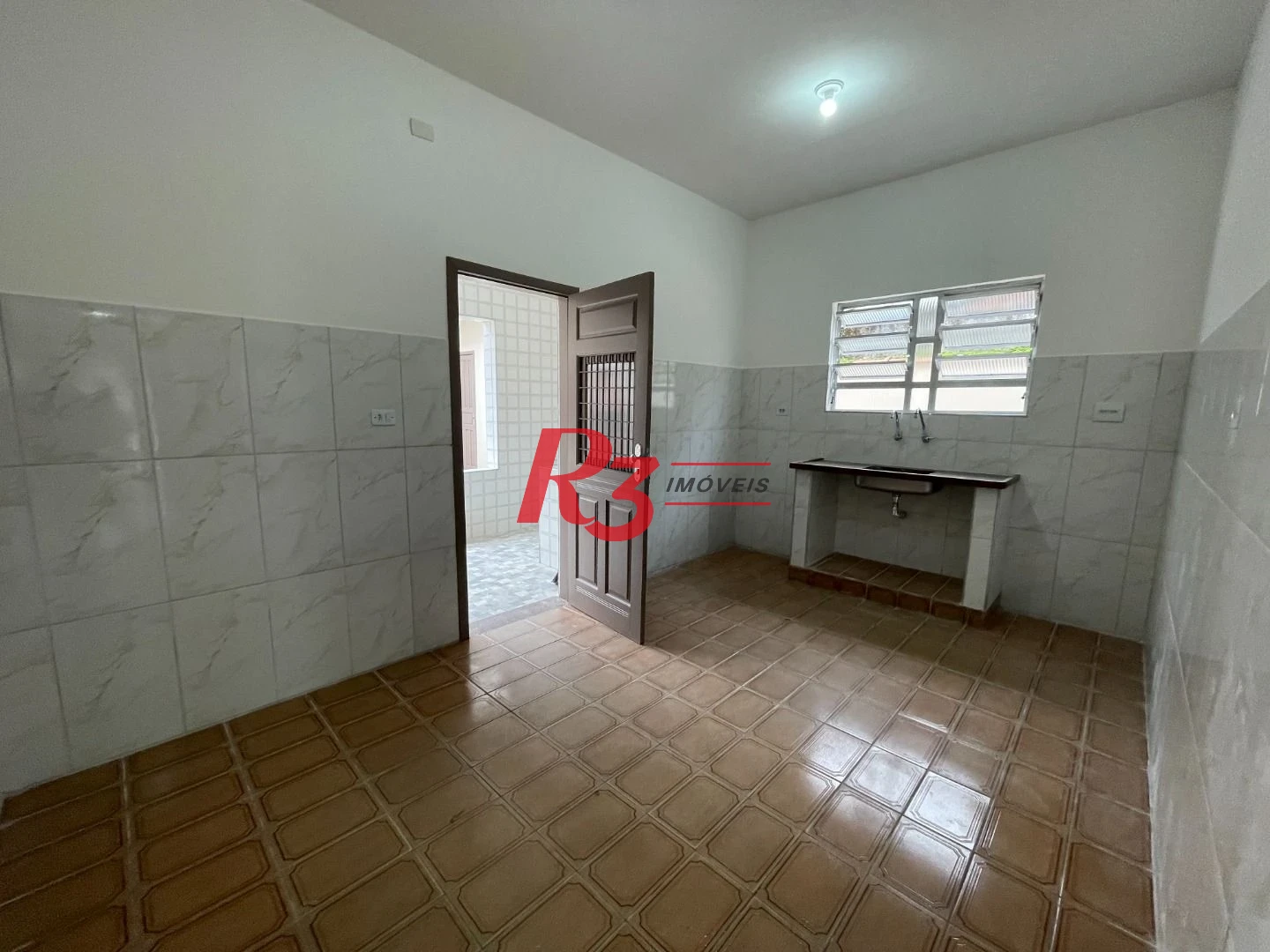 Casa à venda, 240 m² por R$ 793.000,00 - P. Praia - Santos/SP