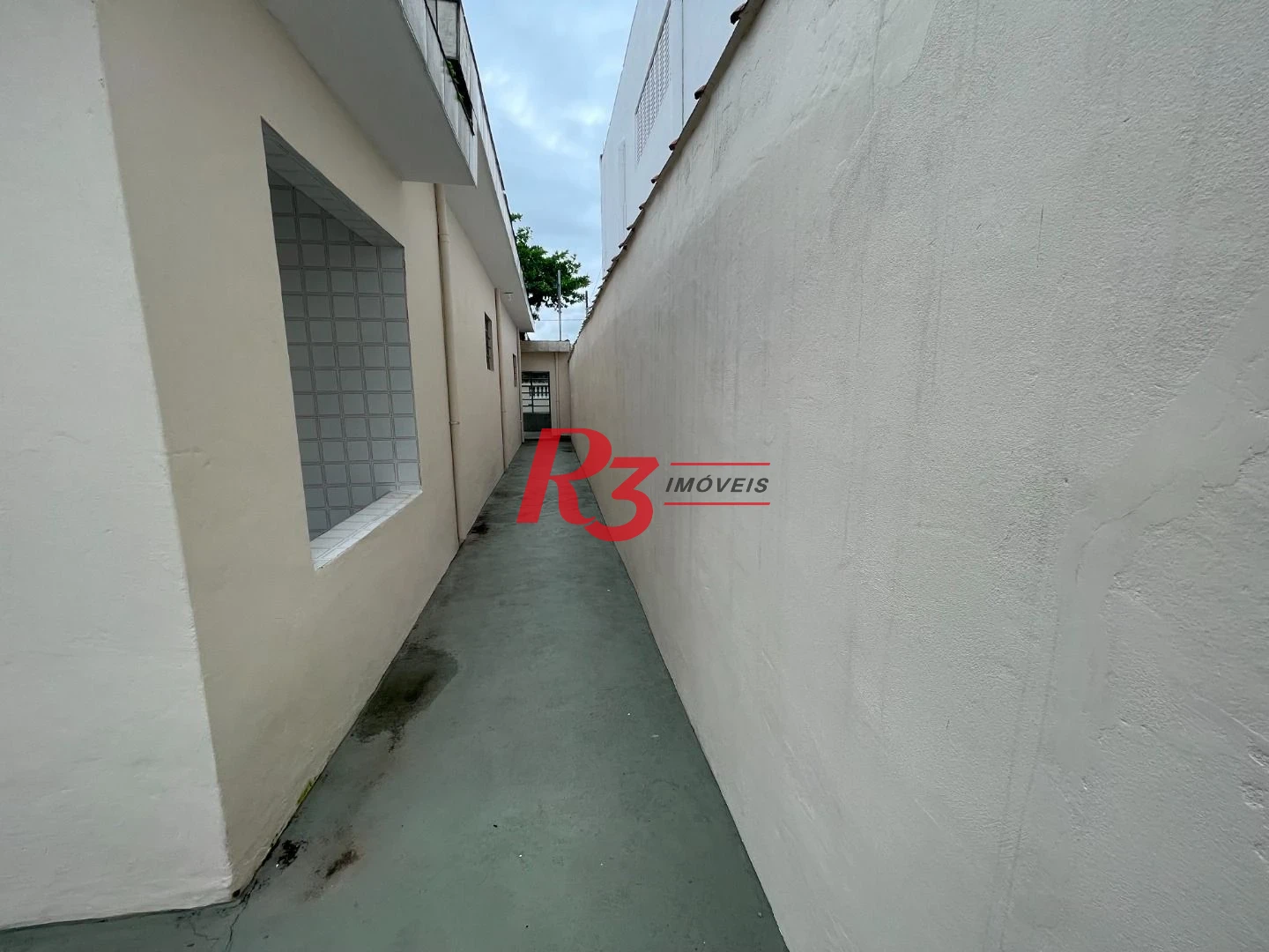 Casa à venda, 240 m² por R$ 793.000,00 - P. Praia - Santos/SP