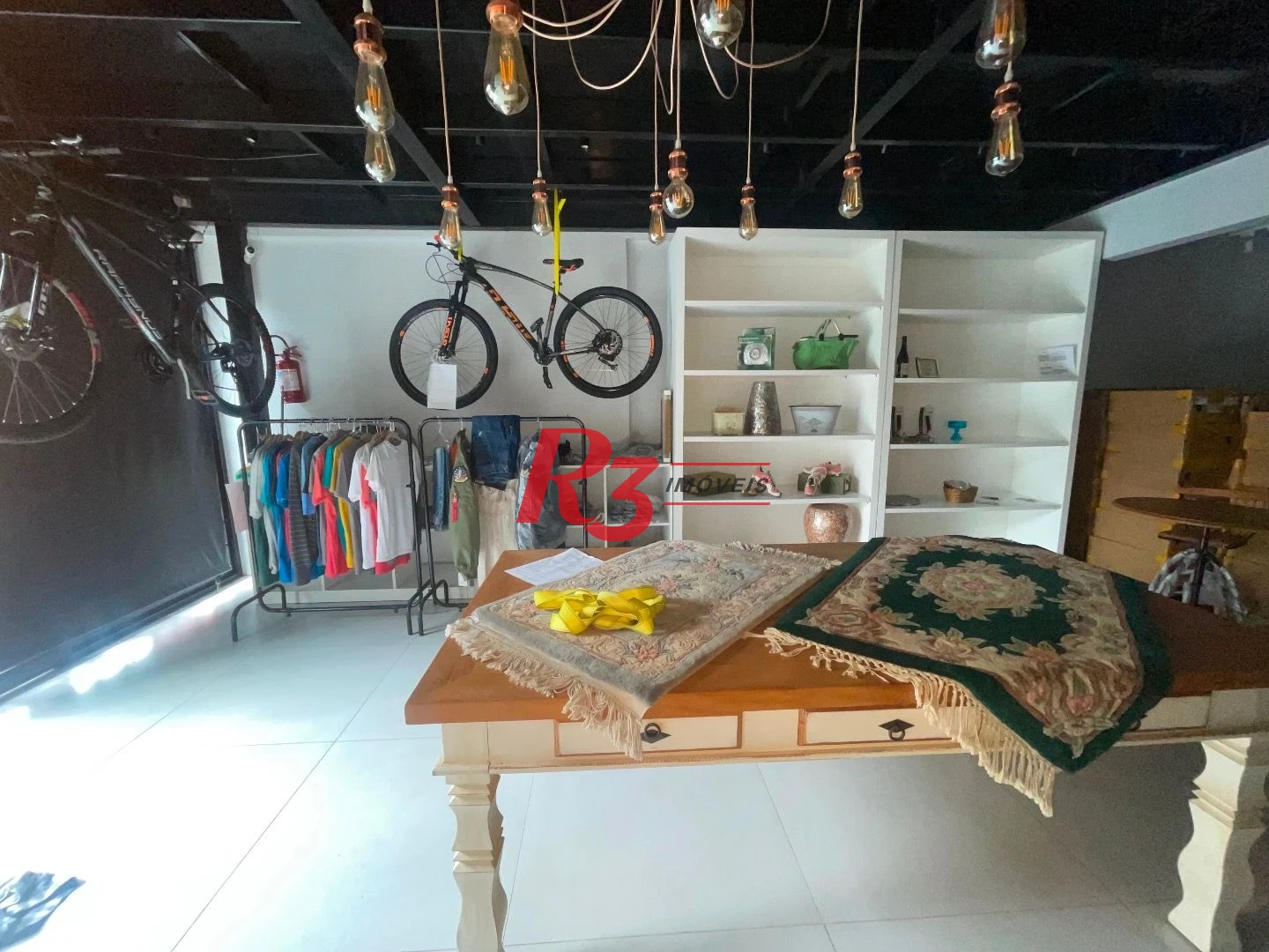 Loja para alugar, 90 m² por R$ 5.000,00/mês - Centro - Santos/SP