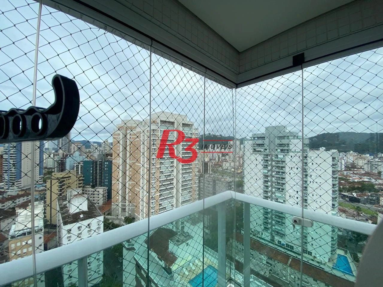 apto 3 dormitório e 2 vagas demarcadas
