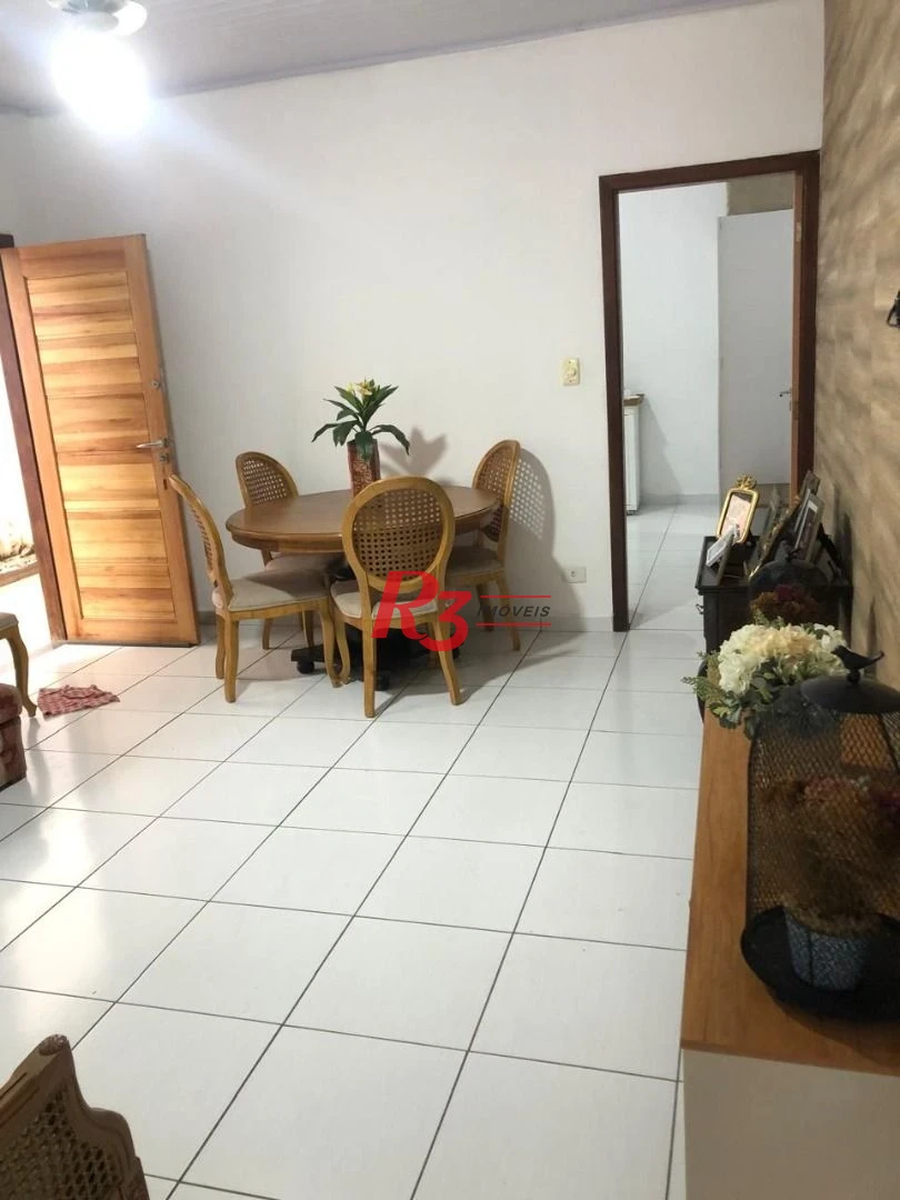 Excelente casa com 300m2 de área