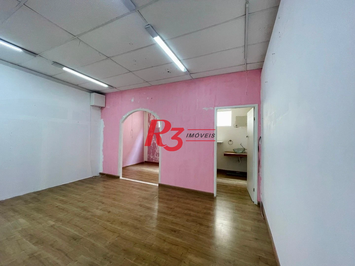 Sala para alugar, 30 m² por R$ 2.500,00/mês - Gonzaga - Santos/SP