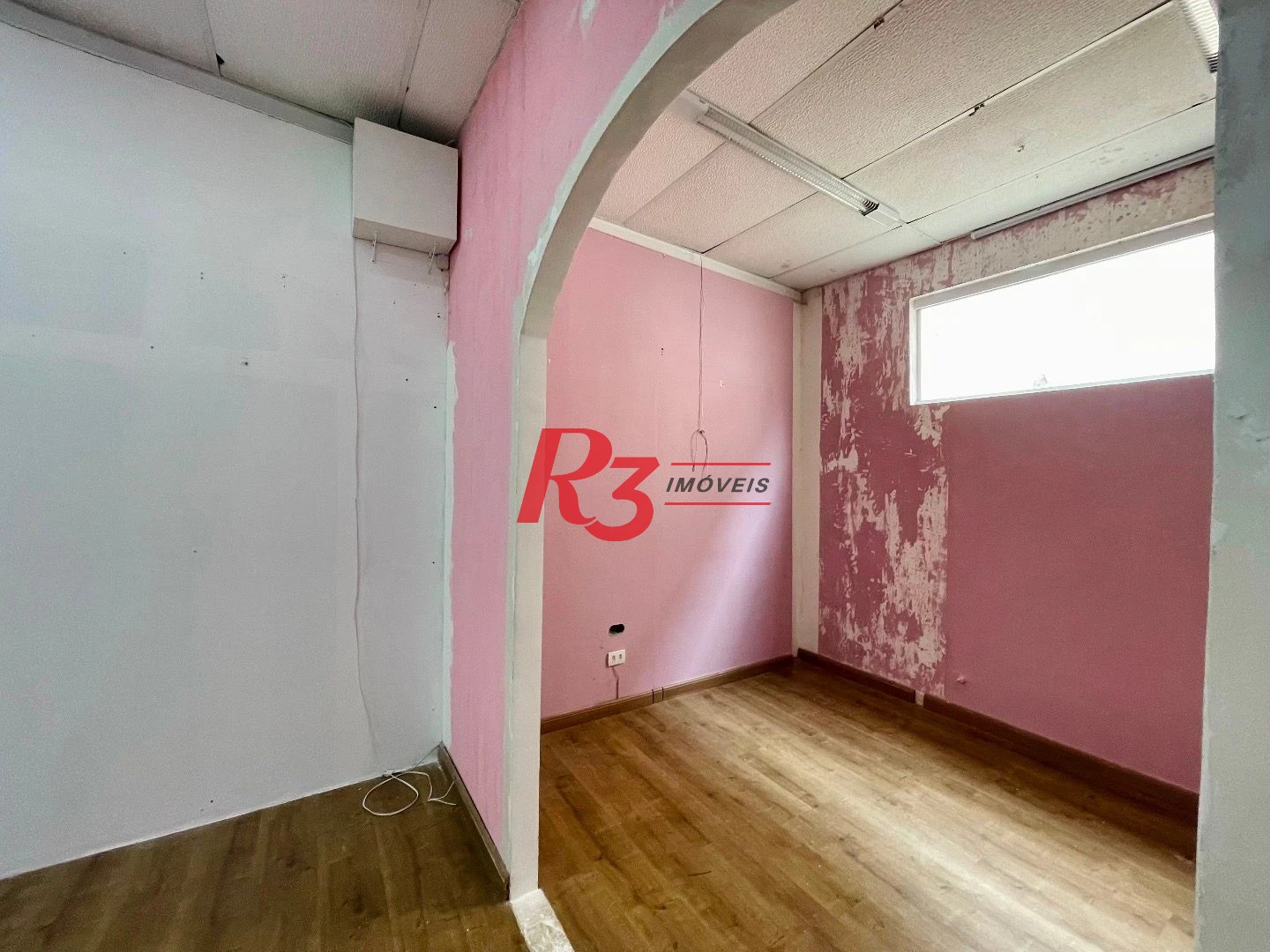 Sala para alugar, 30 m² por R$ 2.500,00/mês - Gonzaga - Santos/SP