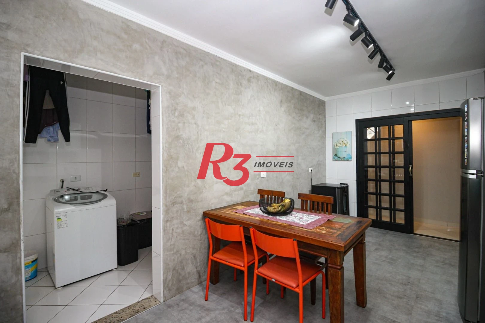 Casa com 3 dormitórios c 3 suites, Piscina  à venda, 141 m² por R$ 1.340.000 - Marapé - Santos/SP