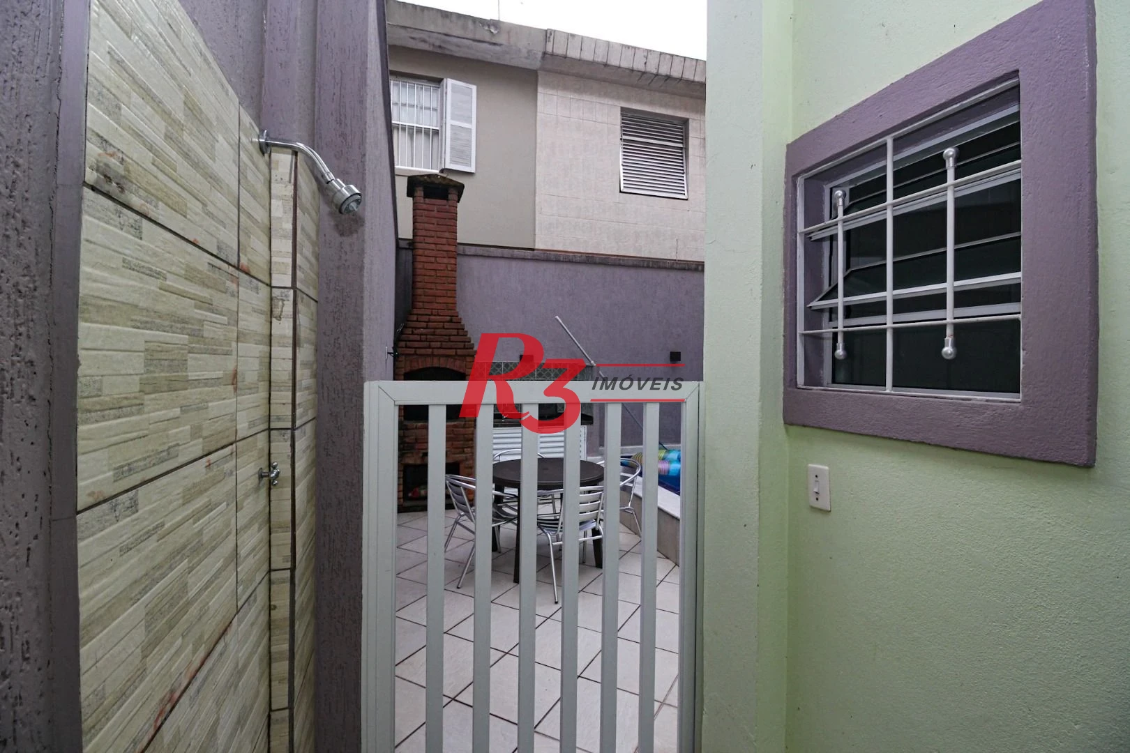 Casa com 3 dormitórios c 3 suites, Piscina  à venda, 141 m² por R$ 1.340.000 - Marapé - Santos/SP