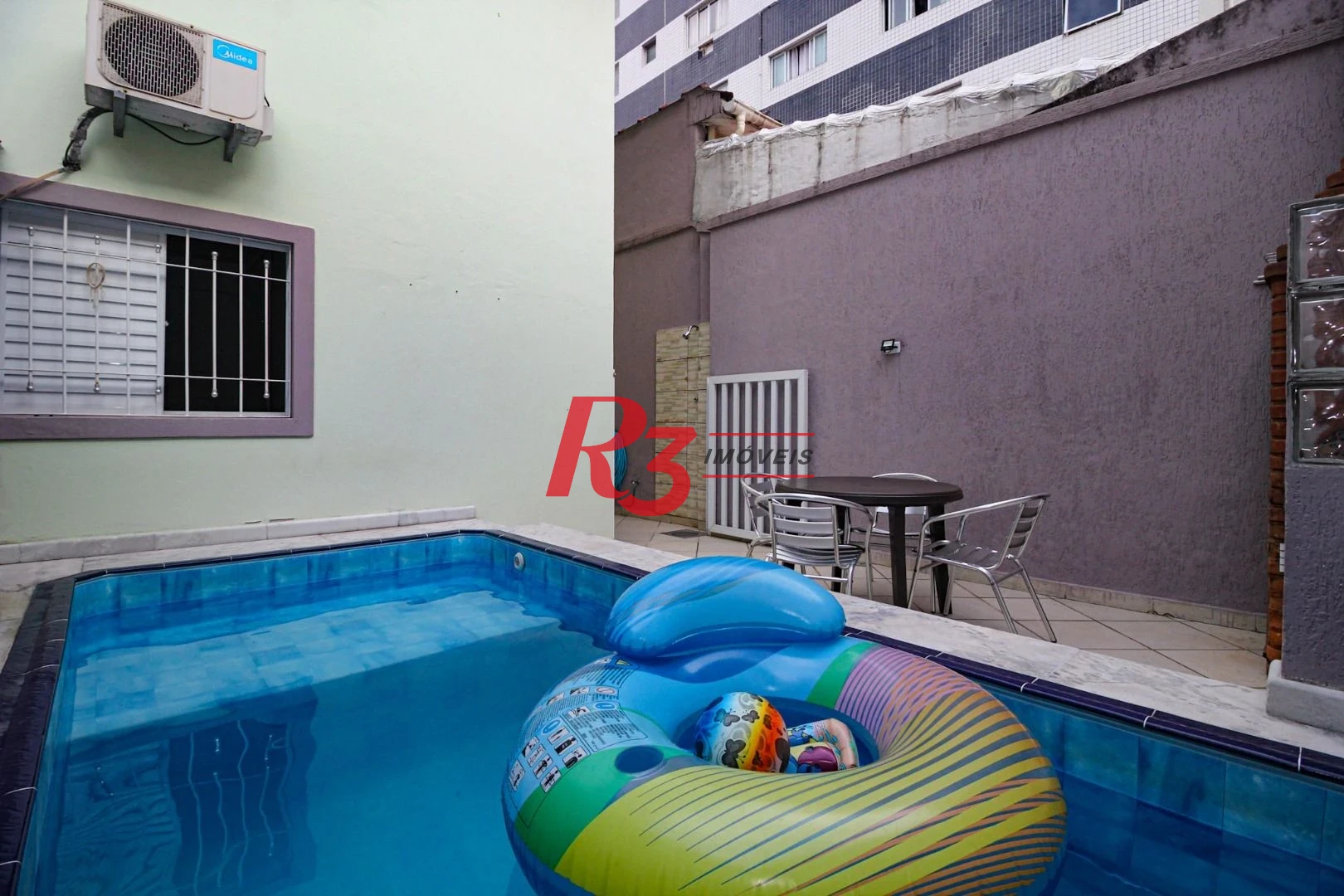 Casa com 3 dormitórios c 3 suites, Piscina  à venda, 141 m² por R$ 1.340.000 - Marapé - Santos/SP