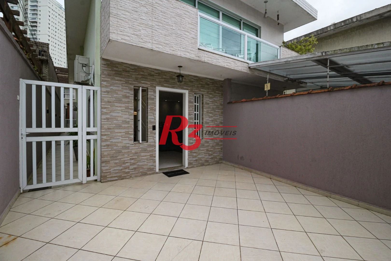 Casa com 3 dormitórios c 3 suites, Piscina  à venda, 141 m² por R$ 1.340.000 - Marapé - Santos/SP