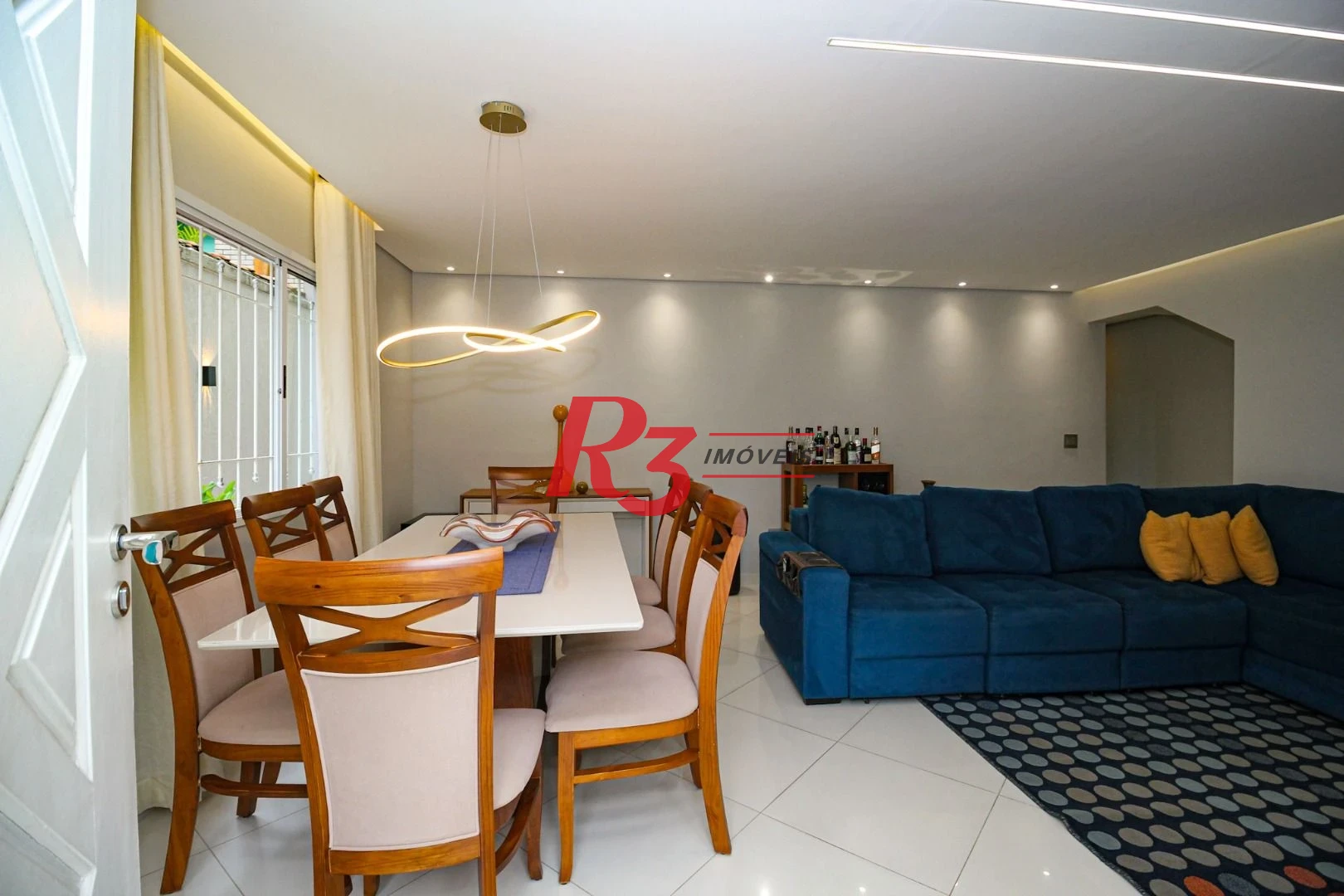 Casa com 3 dormitórios c 3 suites, Piscina  à venda, 141 m² por R$ 1.340.000 - Marapé - Santos/SP