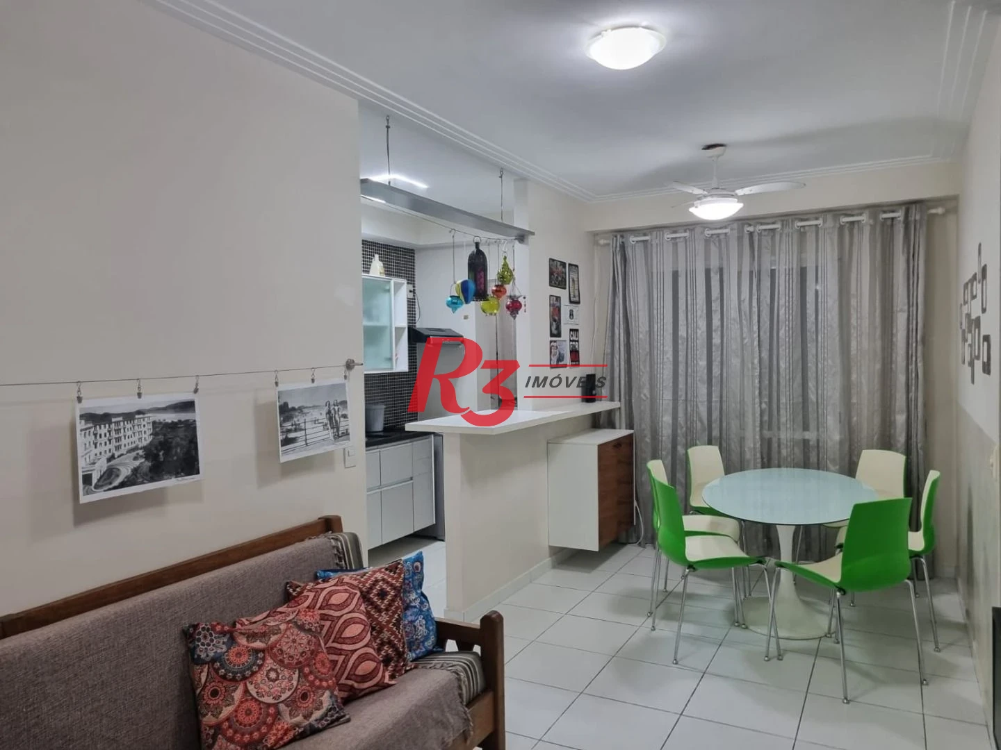 Apartamento com 2 dormitórios para alugar, 64 m² por R$ 4.980,00/mês - Marapé - Santos/SP