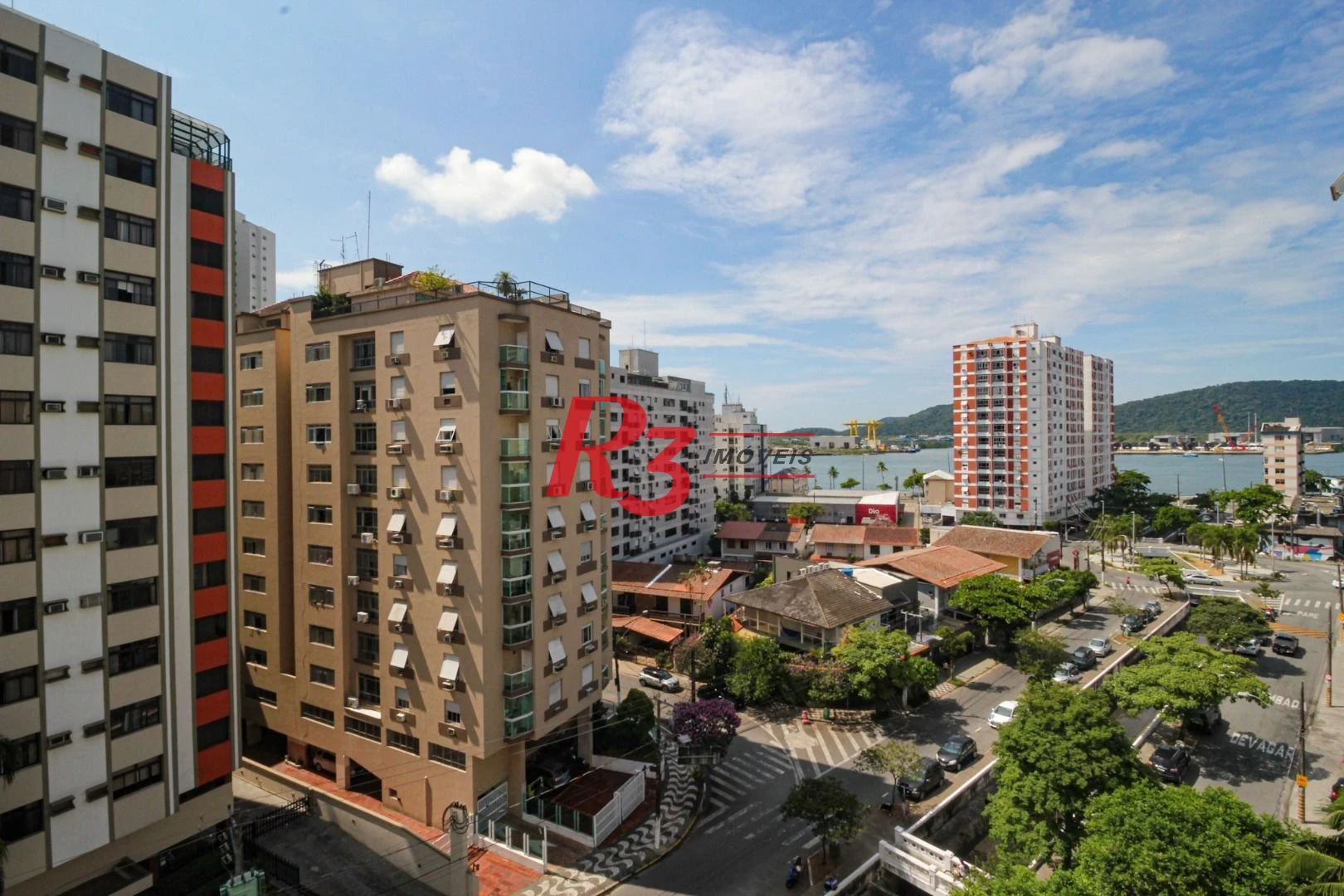 Apartamento para alugar, 137 m² por R$ 5.500,00/mês - Ponta da Praia - Santos/SP