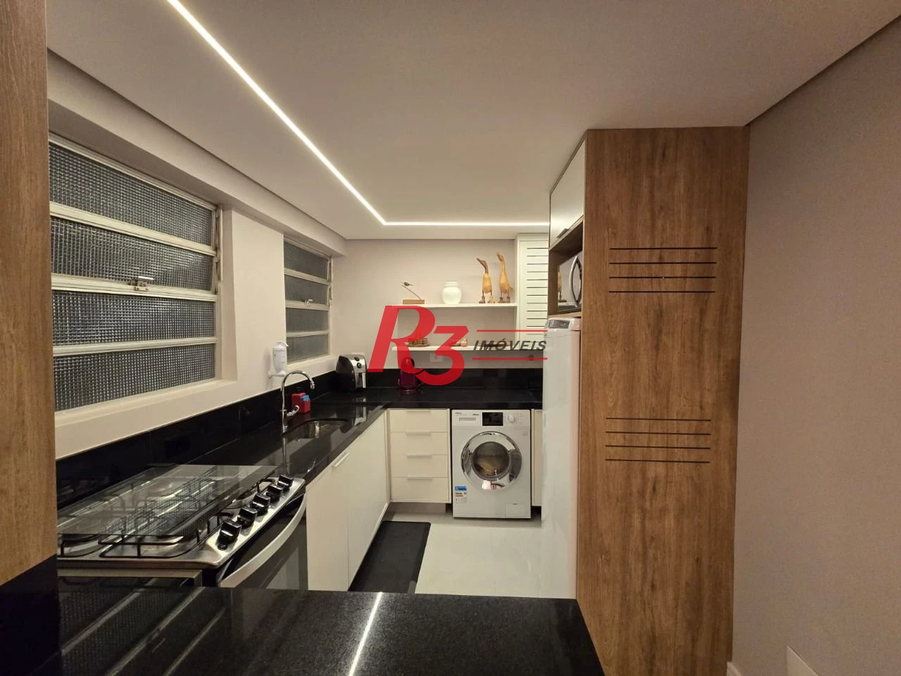 Apartamento com 1 dormitório à venda, 68 m² por R$ 649.000,00 - Boqueirão - Santos/SP