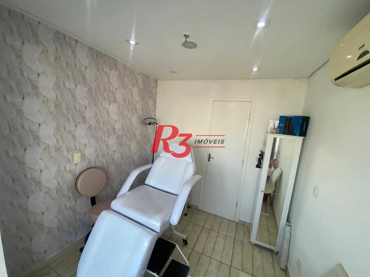 Sala à venda, 38 m² por R$ 350.000,00 - Vila Belmiro - Santos/SP