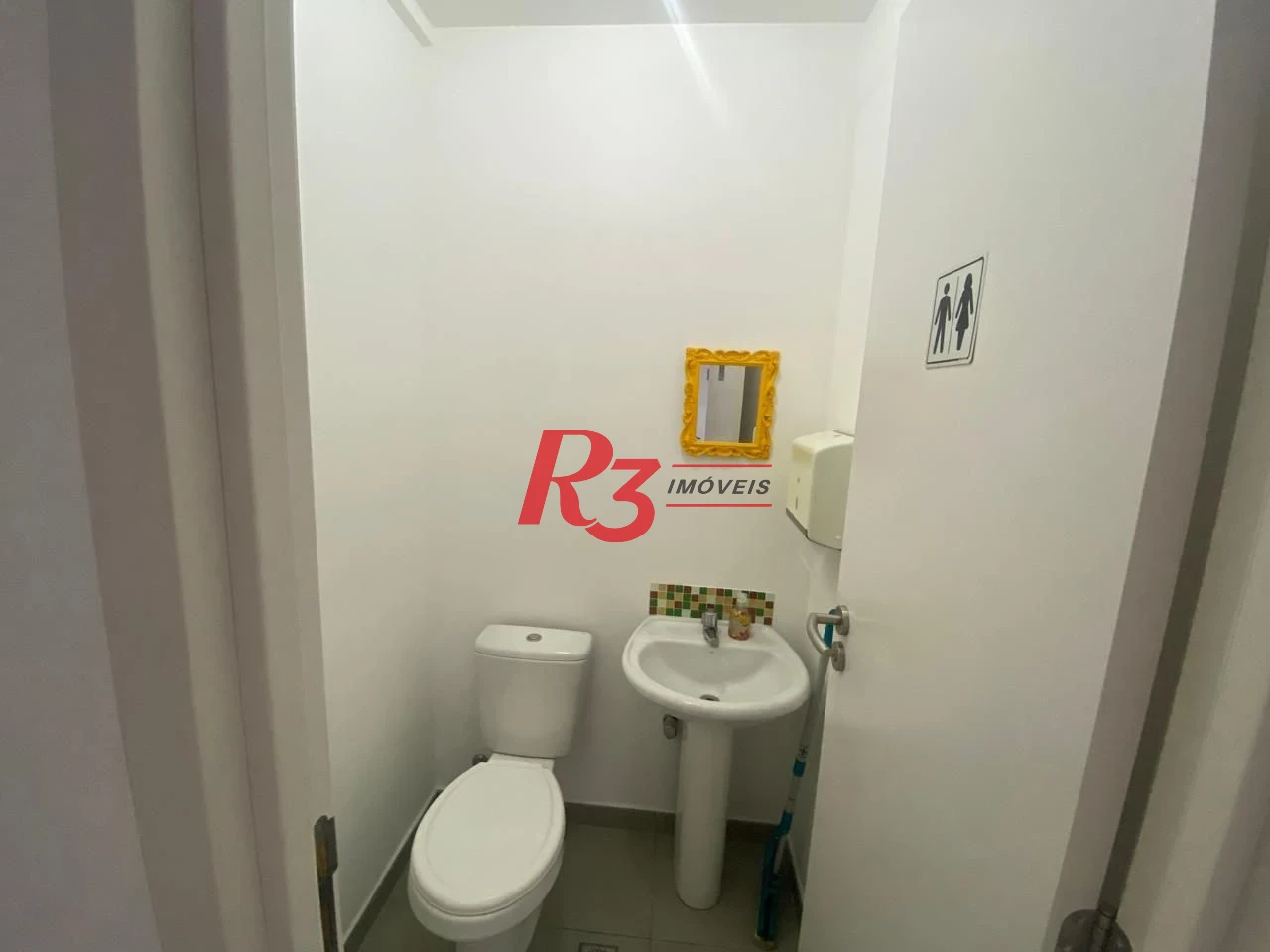 Sala à venda, 38 m² por R$ 350.000,00 - Vila Belmiro - Santos/SP