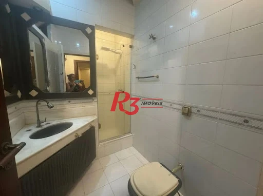 Casa com 3 dormitórios, 170 m² - venda por R$ 1.600.000,00 ou aluguel por R$ 12.000,00 - Gonzaga - Santos/SP