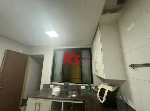 Casa com 3 dormitórios, 170 m² - venda por R$ 1.600.000,00 ou aluguel por R$ 12.000,00 - Gonzaga - Santos/SP