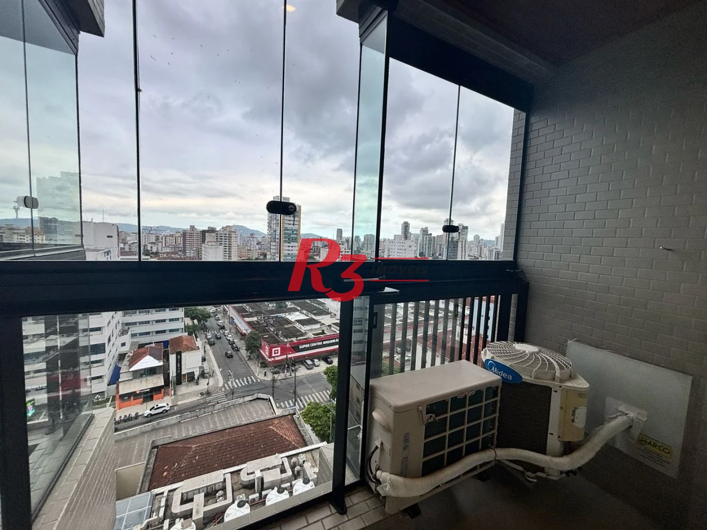 Apartamento com 1 dormitório para alugar, 54 m² por R$ 6.000,02/mês - Boqueirão - Santos/SP