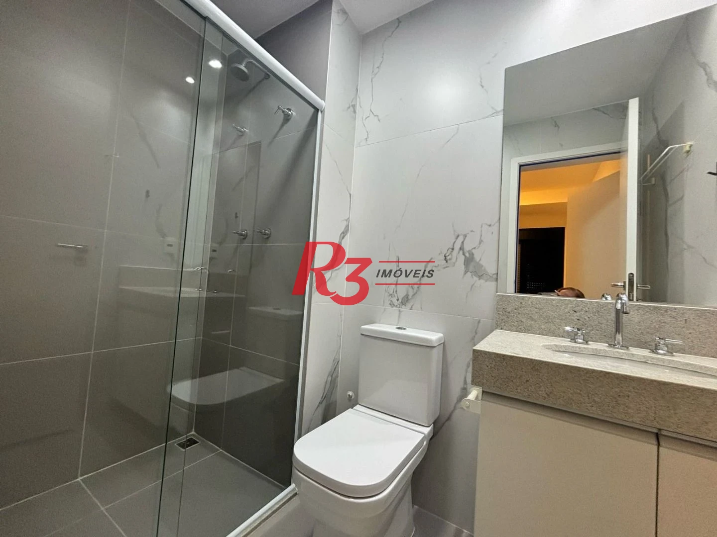 Apartamento com 1 dormitório para alugar, 54 m² por R$ 6.000,02/mês - Boqueirão - Santos/SP
