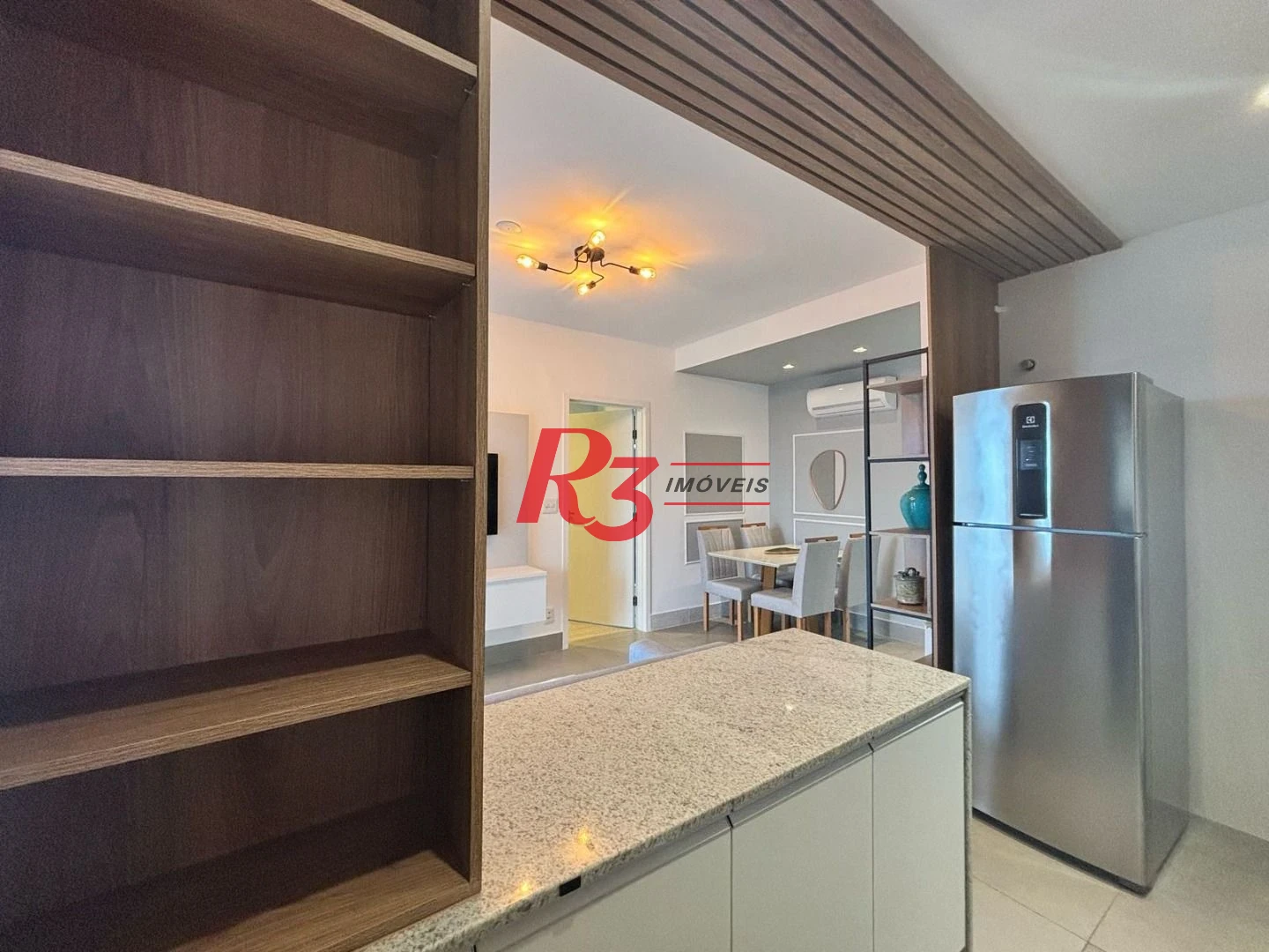 Apartamento com 1 dormitório para alugar, 54 m² por R$ 6.000,02/mês - Boqueirão - Santos/SP