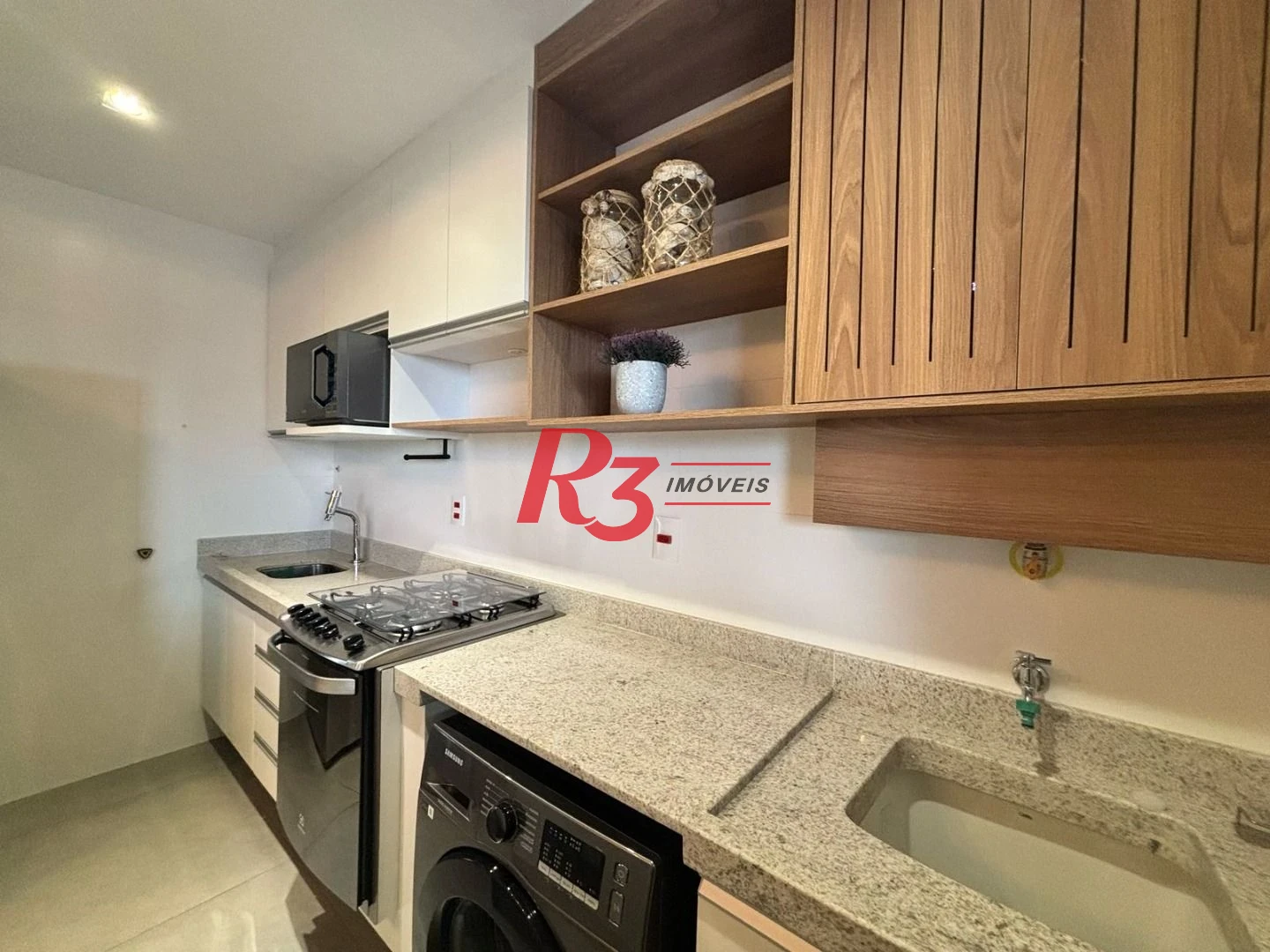 Apartamento com 1 dormitório para alugar, 54 m² por R$ 6.000,02/mês - Boqueirão - Santos/SP