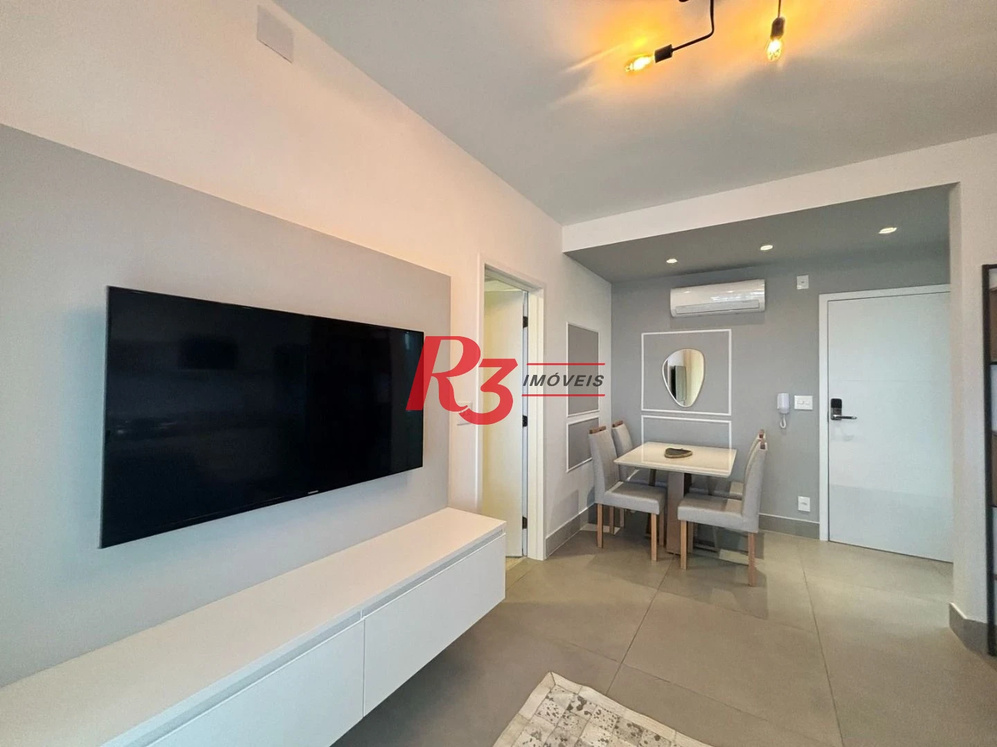 Apartamento com 1 dormitório para alugar, 54 m² por R$ 6.000,02/mês - Boqueirão - Santos/SP