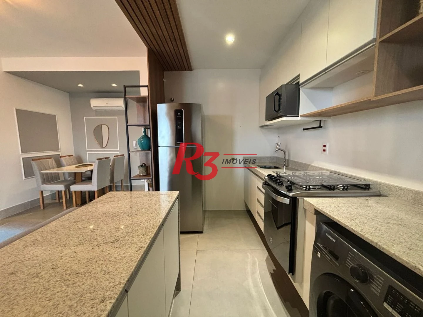 Apartamento com 1 dormitório para alugar, 54 m² por R$ 6.000,02/mês - Boqueirão - Santos/SP