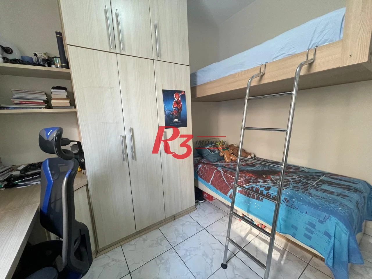 Casa com 3 dormitórios à venda, 111 m² por R$ 690.000,00 - Marapé - Santos/SP