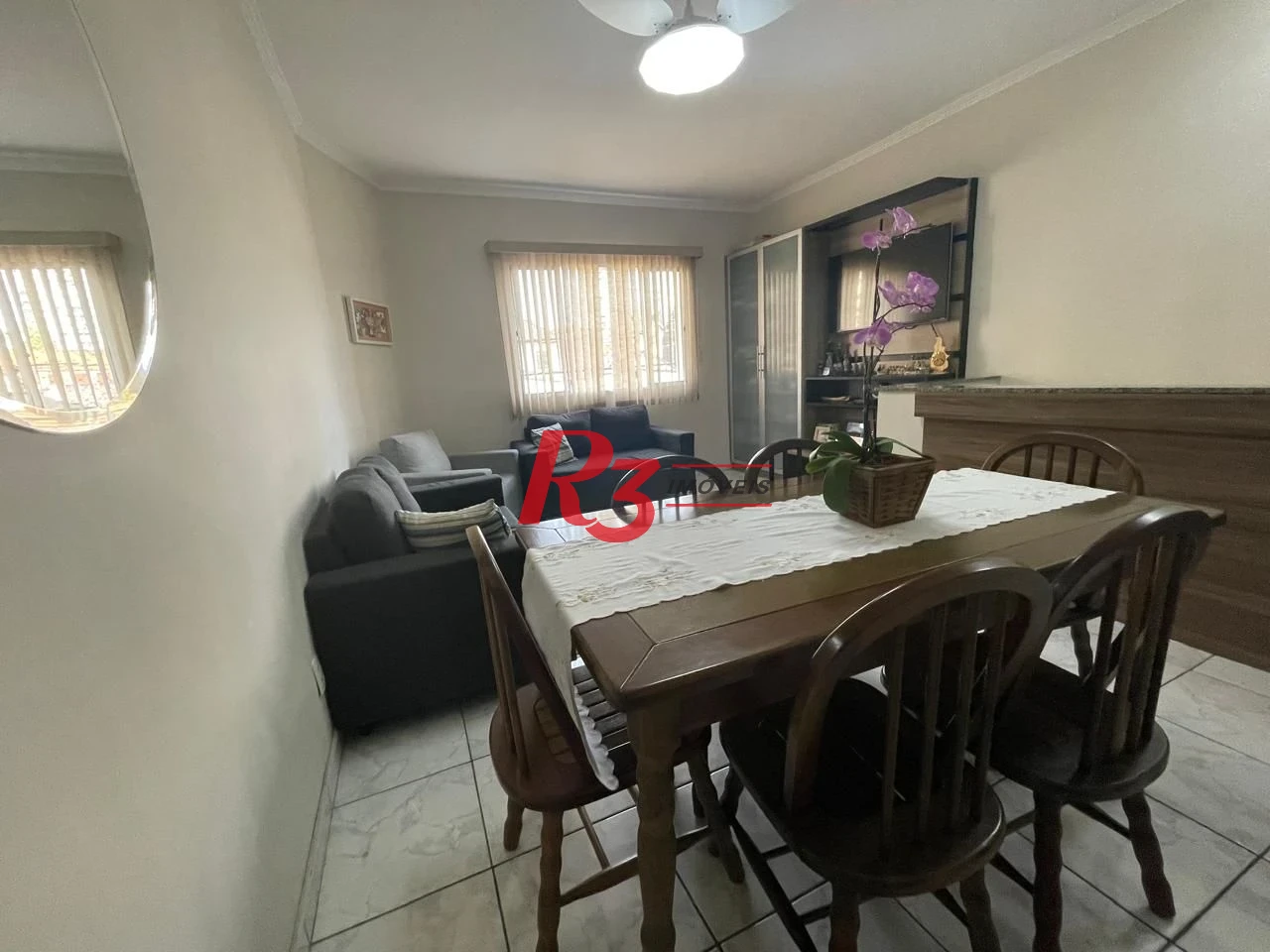 Casa com 3 dormitórios à venda, 111 m² por R$ 690.000,00 - Marapé - Santos/SP