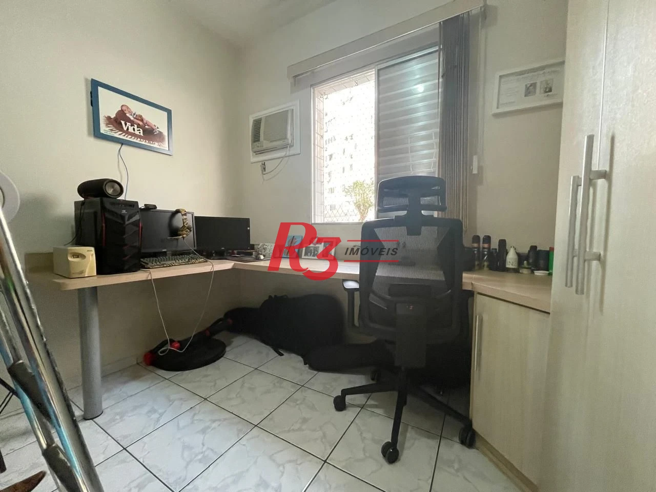 Casa com 3 dormitórios à venda, 111 m² por R$ 690.000,00 - Marapé - Santos/SP