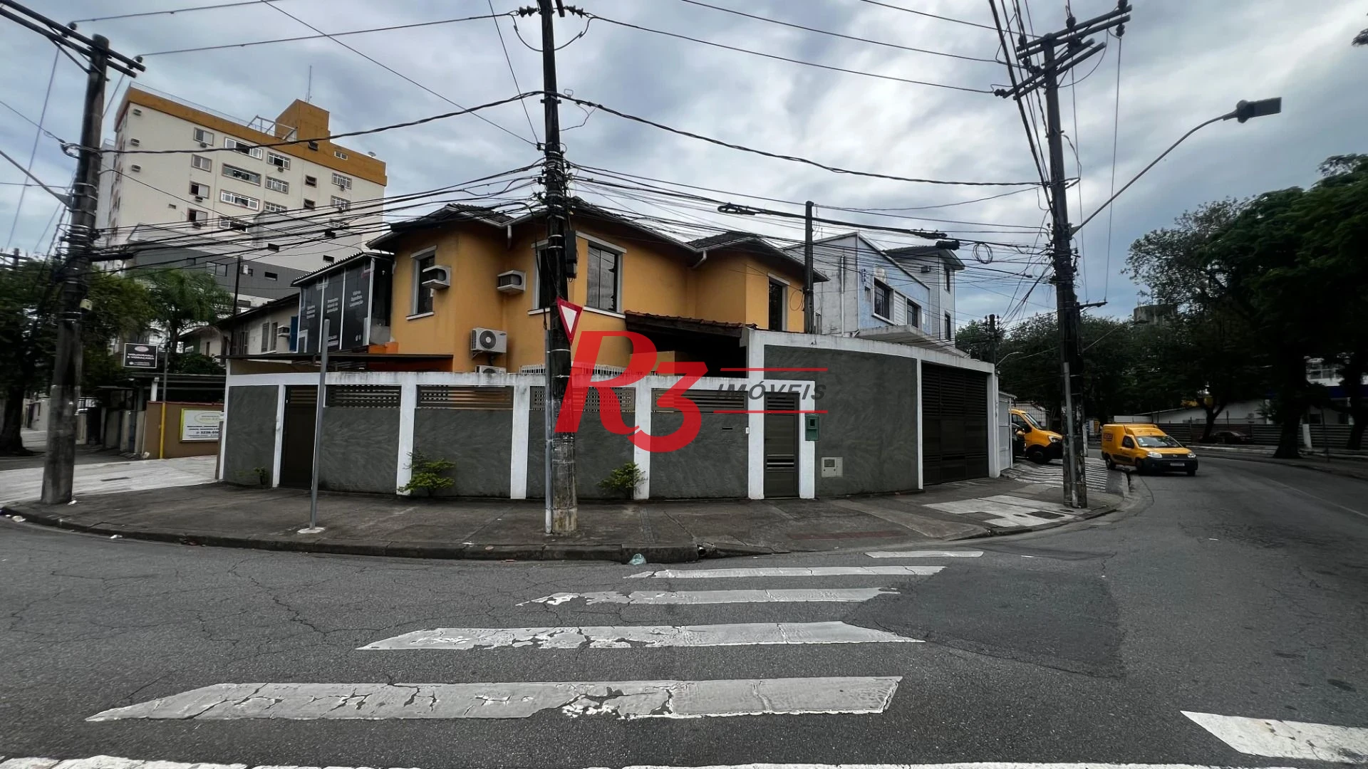 Casa, 177 m² - venda por R$ 2.000.000,00 ou aluguel por R$ 15.002,00/ano - Boqueirão - Santos/SP