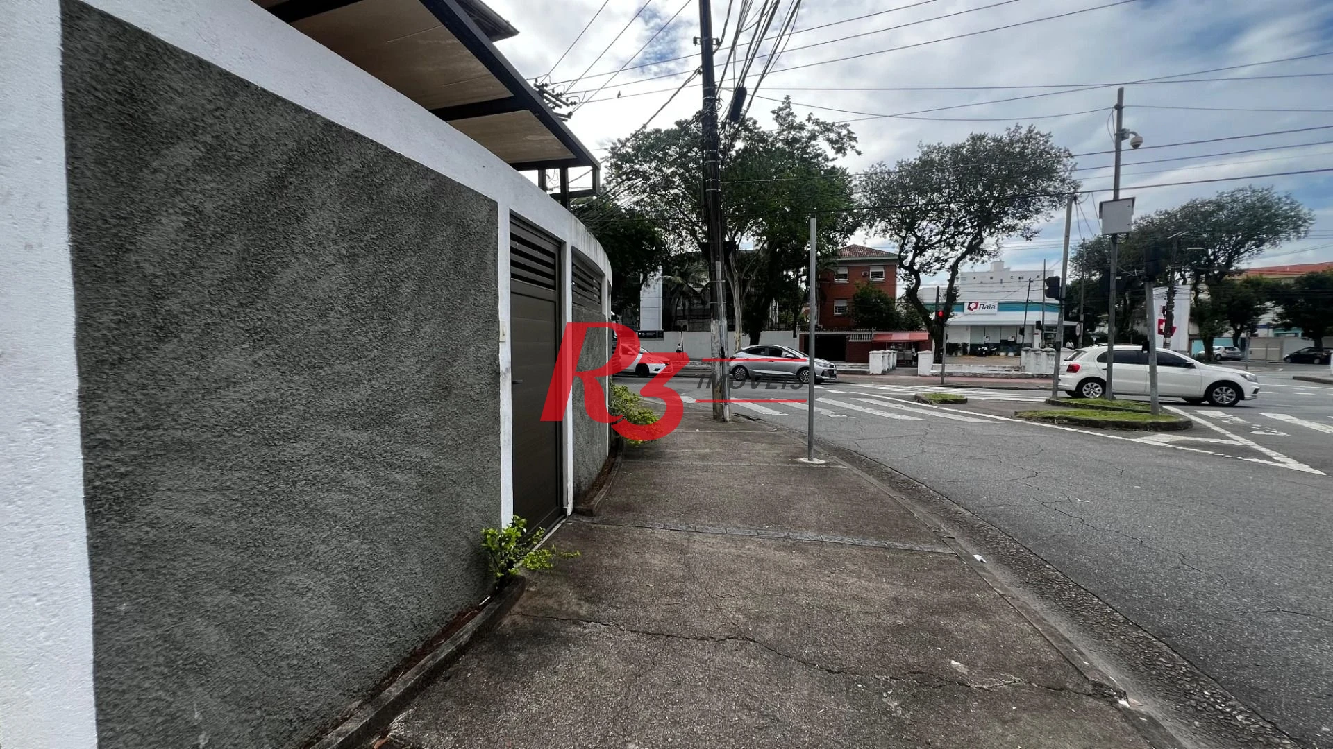 Casa, 177 m² - venda por R$ 2.000.000,00 ou aluguel por R$ 15.002,00/ano - Boqueirão - Santos/SP